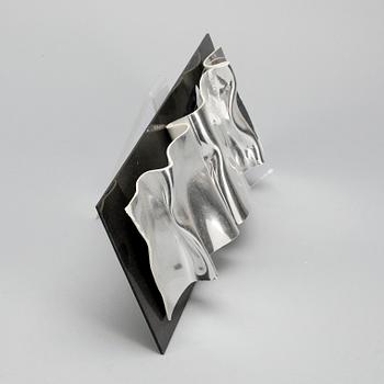 JAN NALIWAJKO, skulptur, perspex/akryl, signerad samt adterad 1983.