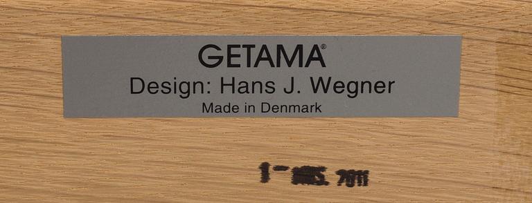HANS J WEGNER, soffa modell GE 290/3, 2000-tal.