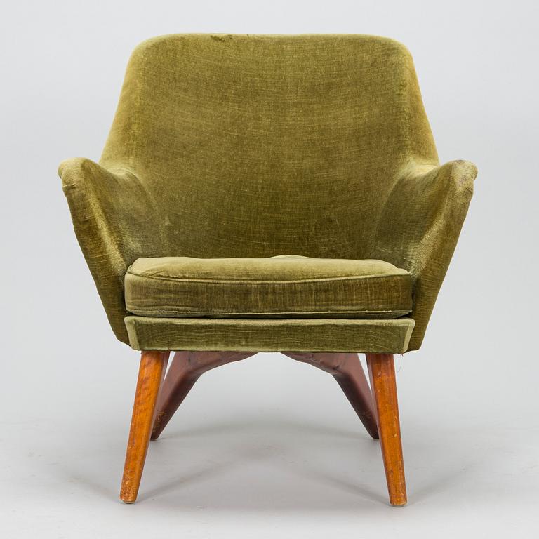 Carl Gustaf Hiort af Ornäs, A 1950s 'Pedro' armchair for Hiort Tuote Puunveisto Oy - Träsnideri Ab.