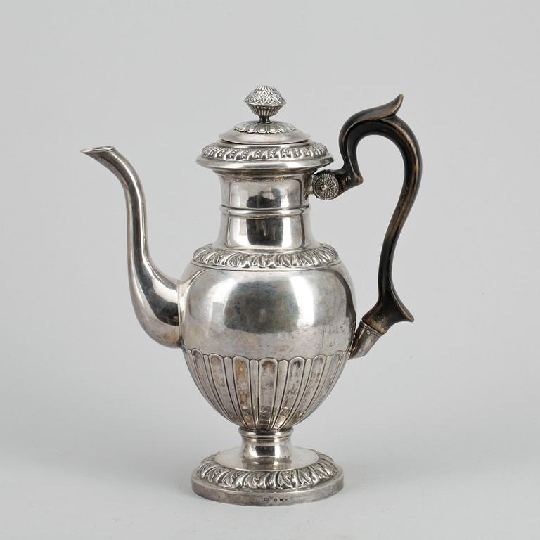 KAFFEKANNA, silver, empire, Anders Lundqvist, Stockholm, 1841. Vikt ca 900 gram.