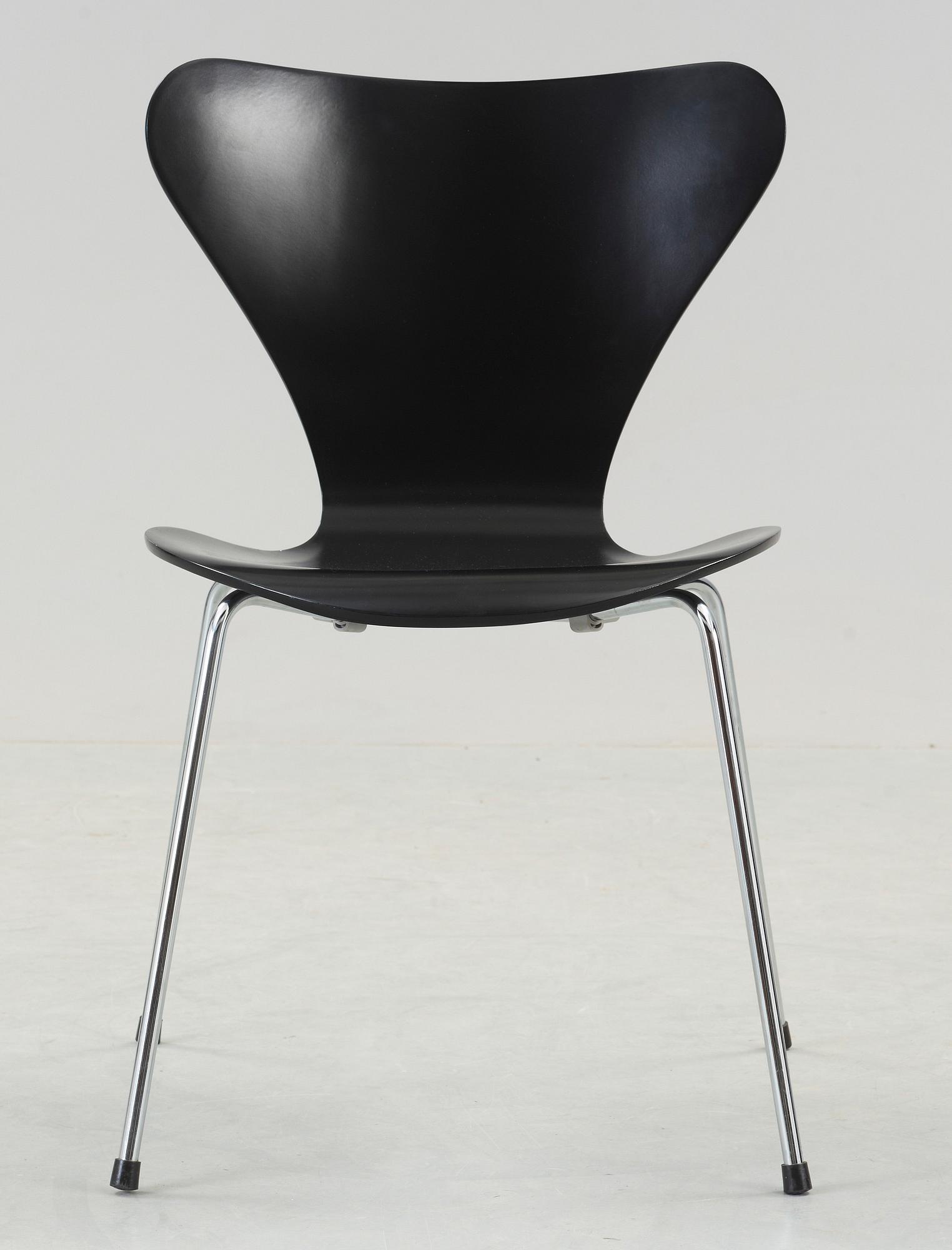 STOL, "Sjuan", Arne Jacobsen, Fritz Hansen, bär datering 1970.