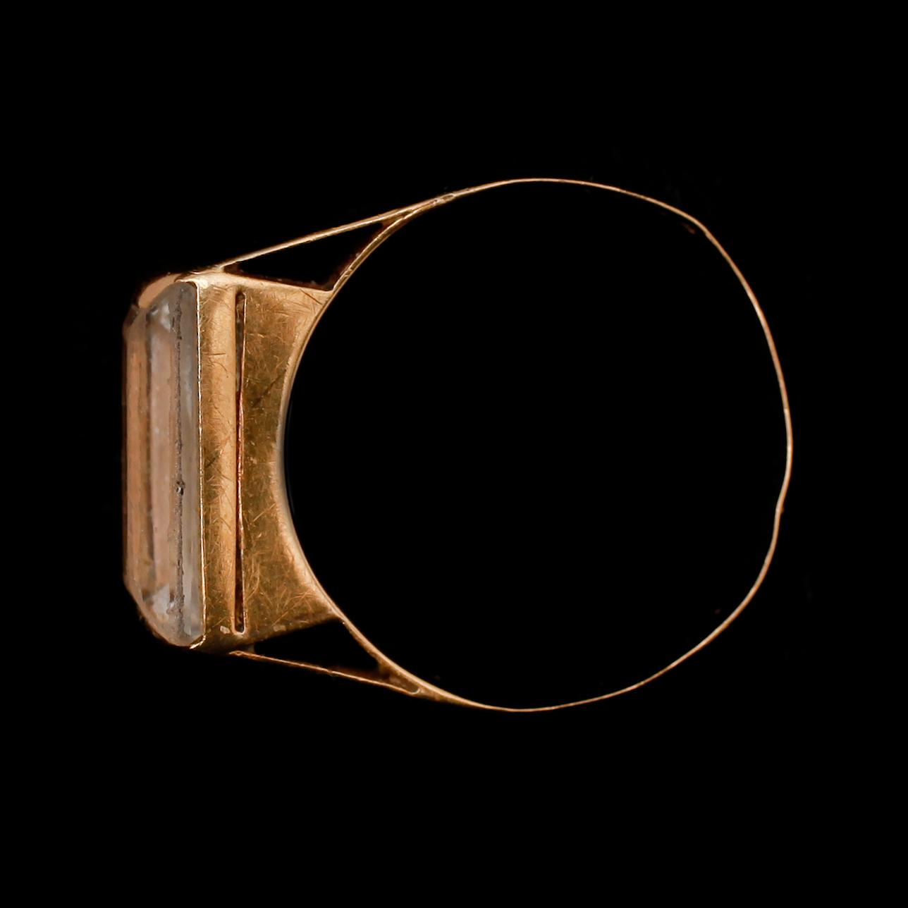 RING OCH SLIPSNÅL, 18 k guld. Tot vikt ca 4 g.