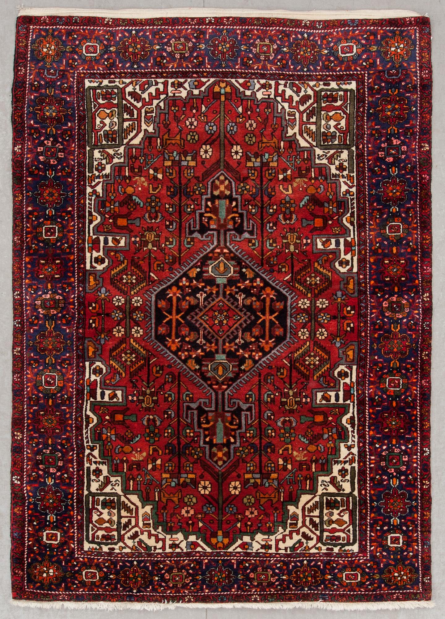MATTA, old, Sarouk, ca 205 x 136 cm.