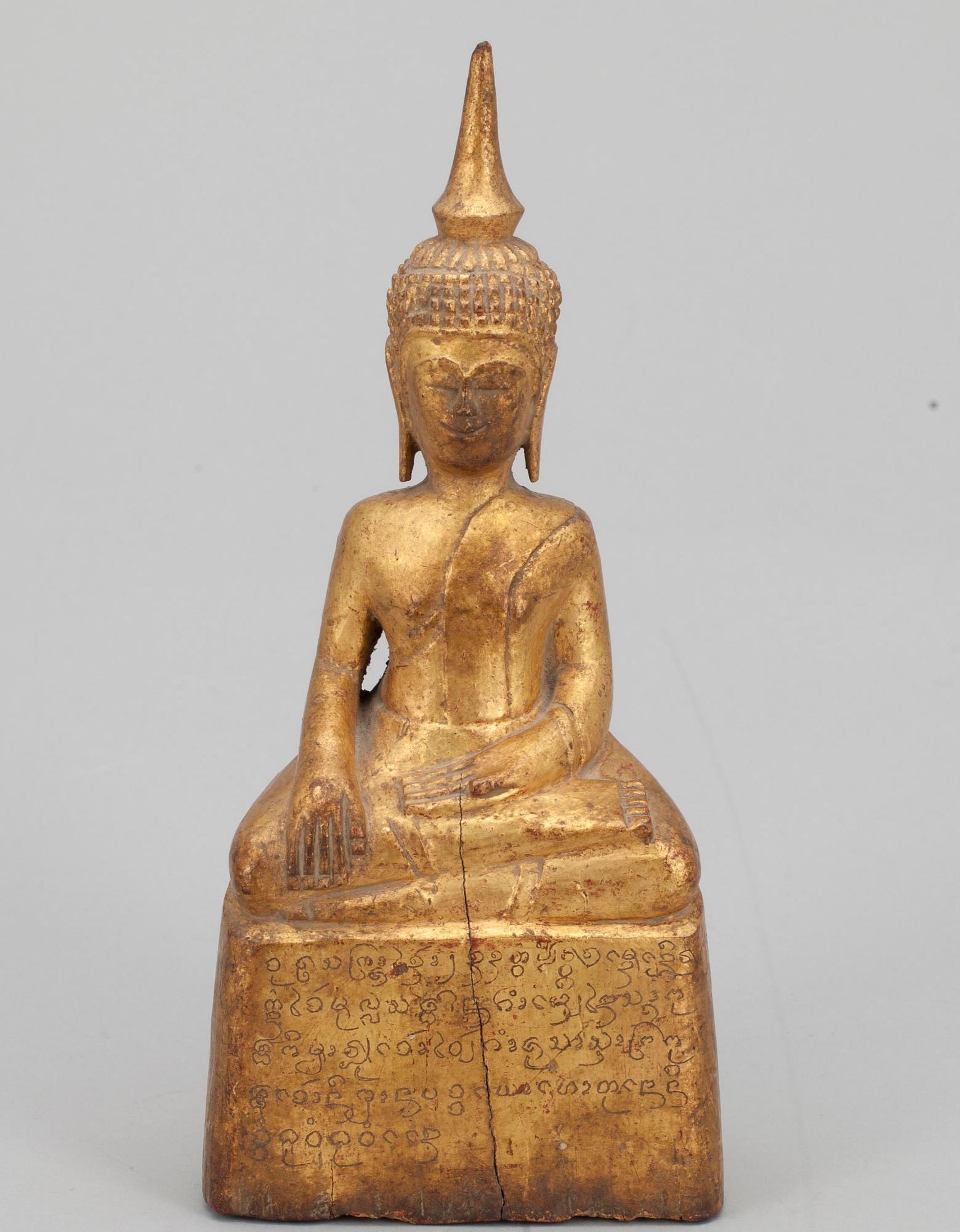 BUDDHA, Burma, förgyllt trä, 1900-talets andra hälft.
