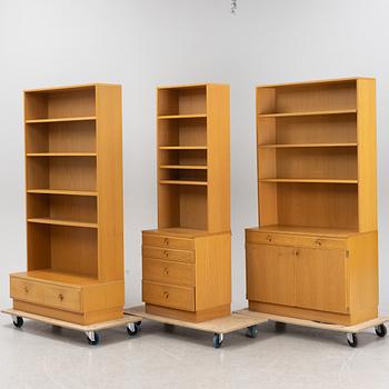 BERTIL FRIDHAGEN,BODAFORS. A set of three oak-veneered bookcases, later part of the 20th Century.