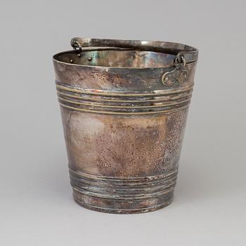 An early 20th century silver plated ice bucket by A.G. Dufva.