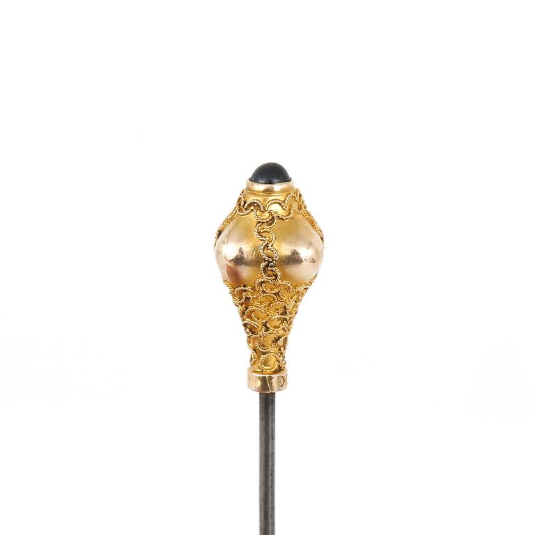 PARTI GULD, 5 st, olika guldhalter, mestadels 1900-talets första hälft. Total vikt ca 16g.