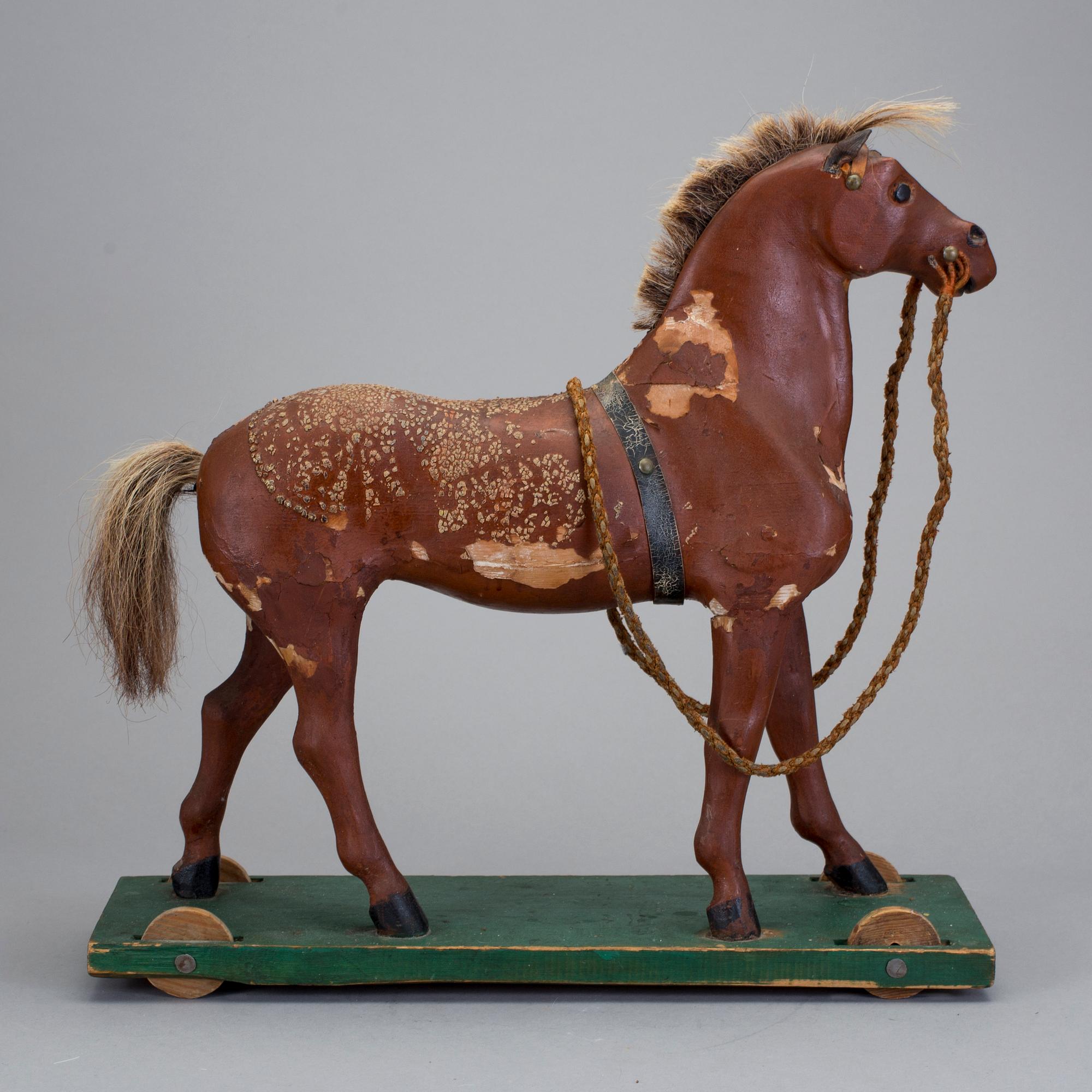 LEKSAKSHÄST, 1900-talets början.
