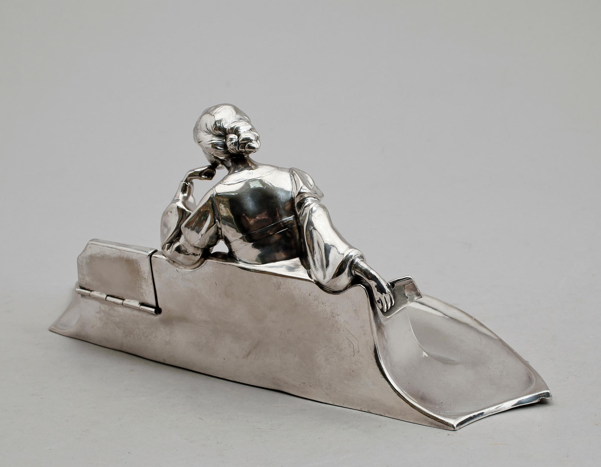 SKRIVSTÄLL, försilvrad vitmetall, sekelskiftet 1900.