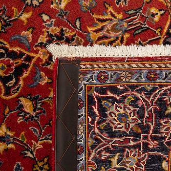 Oriental rug, old, signed, approx. 170x122 cm.