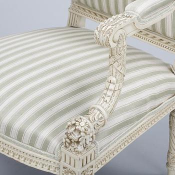 SALONGSGRUPP, 8 delar, Louis XVI-stil, 1900-talets första hälft.