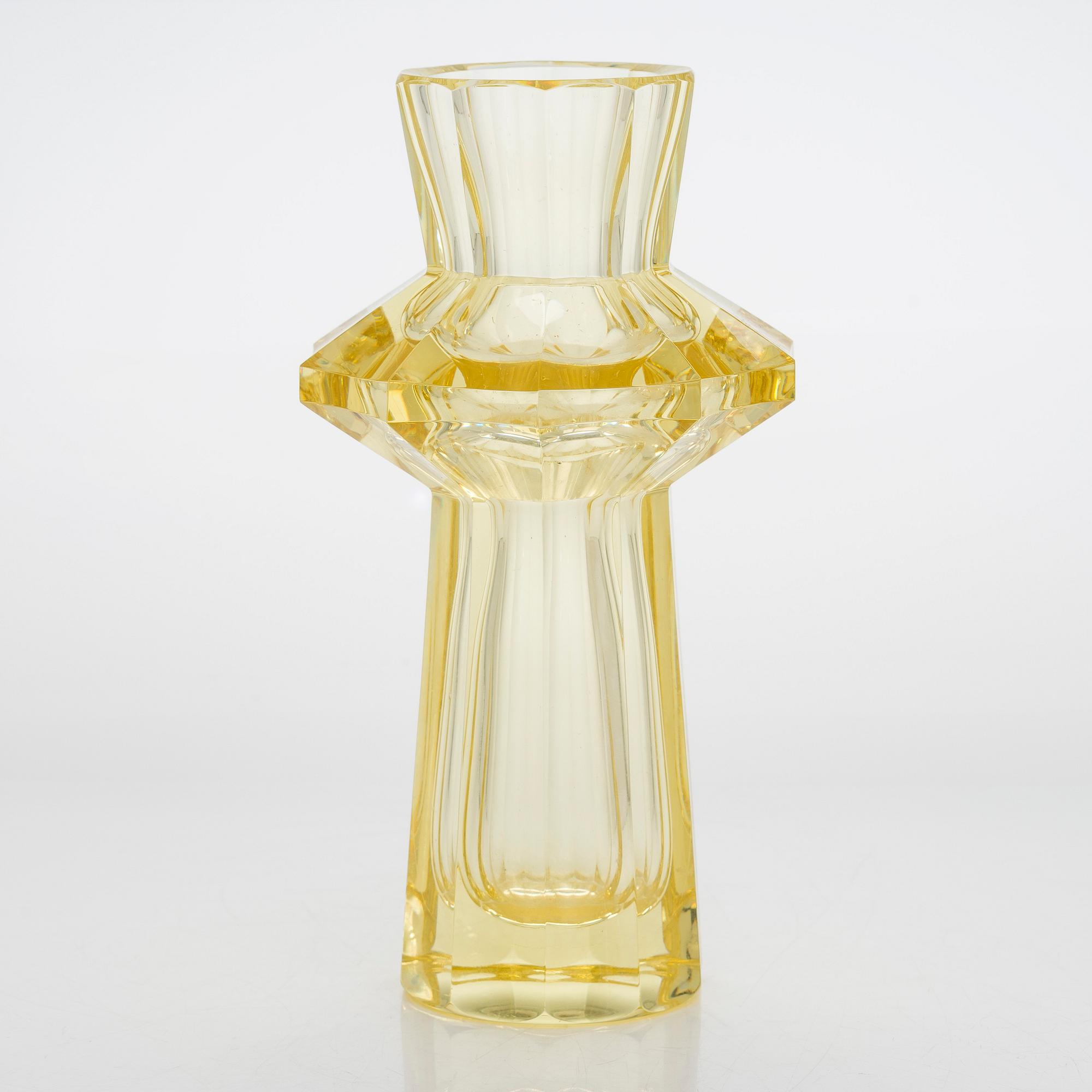 Aimo Okkolin, vas, "Fyr", signerad Aimo Okkolin, Riihimäen Lasi Oy.