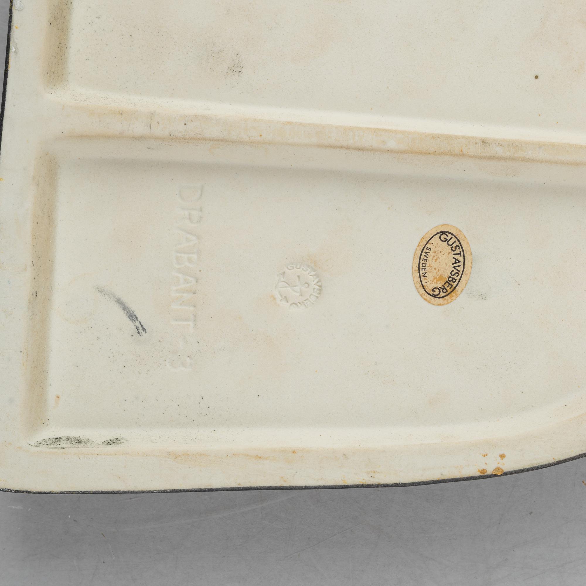 Lisa Larson, väggreliefer, 4 st, stengods, ur serien "Drabant", Gustavsberg.