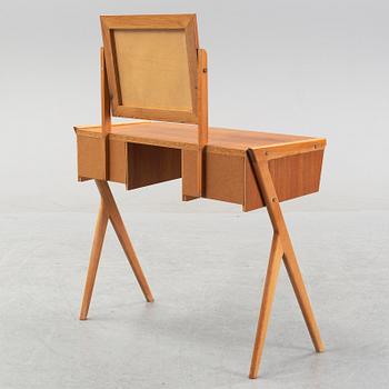 A teak dressing table, Scandinavia, 1950/60s.