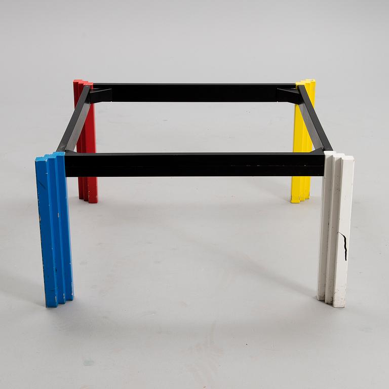 YRJÖ KUKKAPURO, SOFFBORD. Prototyp. Tidigt 1980-tal.