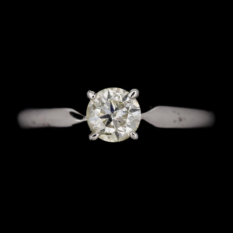 RING, 14k vitguld med briljantslipad diamant tot ca0,50ct. Vikt 1,9g.