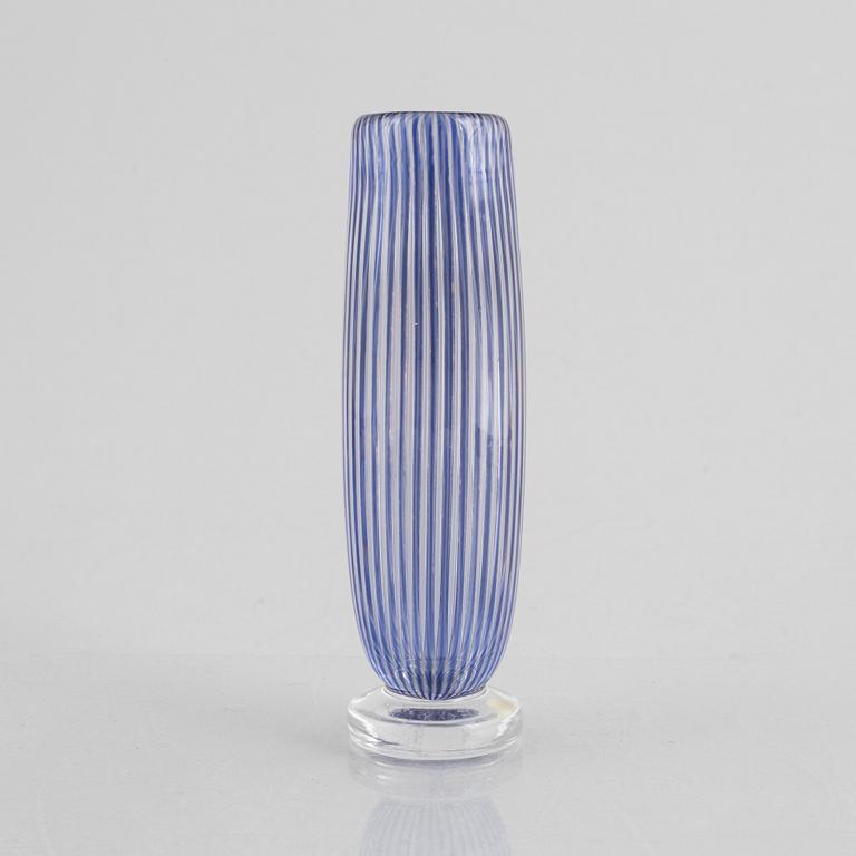 Edvin Öhrström, an 'Ariel' glass vase, Orrefors.