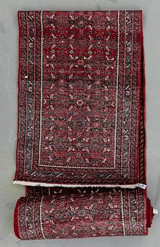 GALLERIMATTA, möjligen Heris. Ca 870x90 cm.