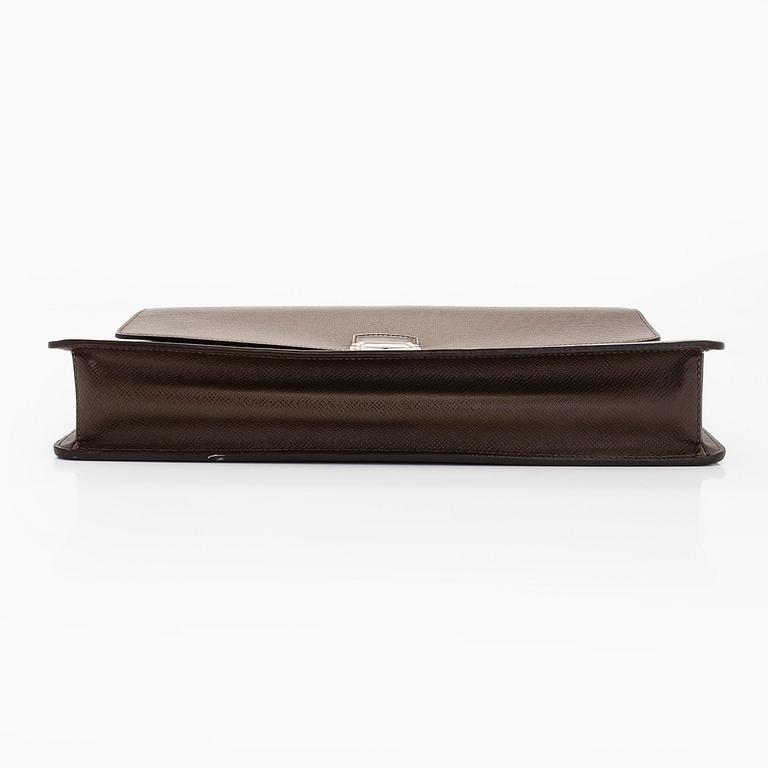 Louis Vuitton, a Taiga leather 'Neo Robusto' briefcase.