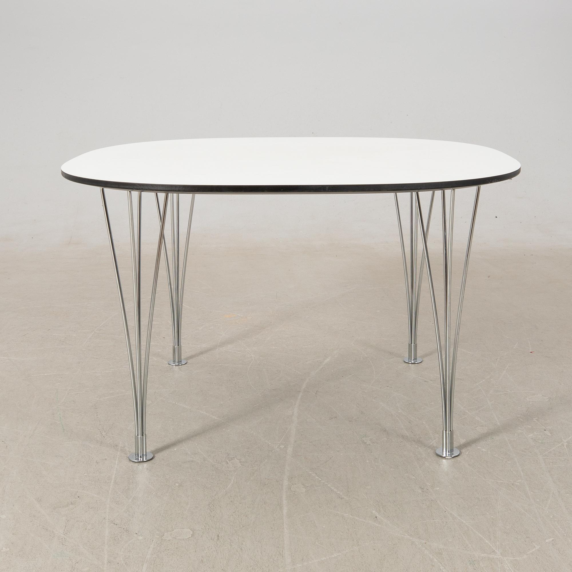 Bruno Mathsson & Piet Hein, dining table, "Superellipse", Bruno Mathsson International, Värnamo, 2009.