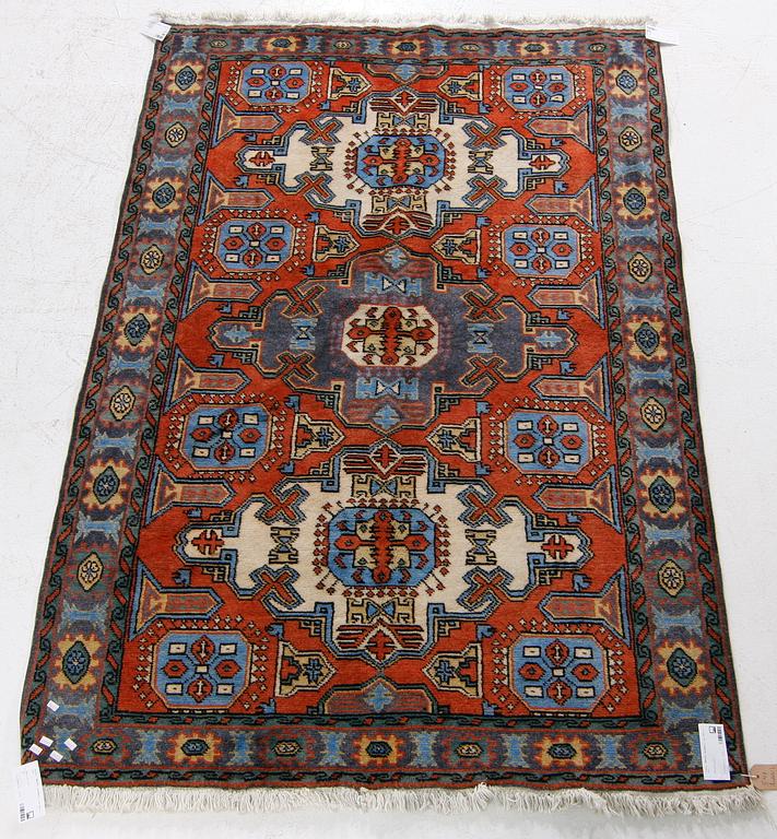 MATTA, Ardebil, ca 182 x 127.