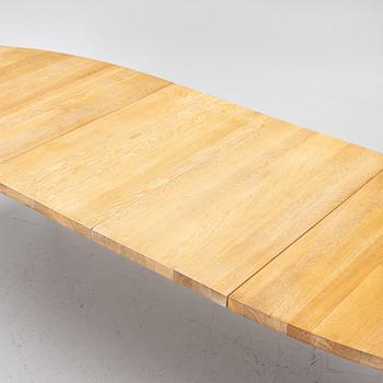 Nissen & Gehl, dining table, model "GM 210", Gramrode Møbelfabrik, Naver Collection, Danmark 2018.