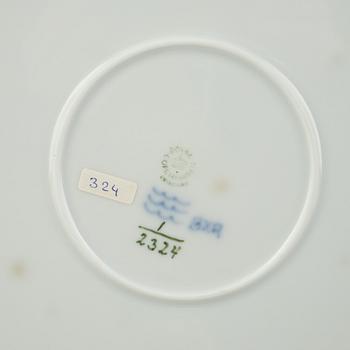 Tårtfat, porslin, Royal Copenhagen, "Musselmalet", modell 2324, 1985-91.