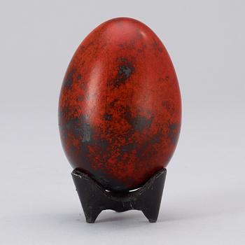 A Hans Hedberg faience egg, Biot, France.