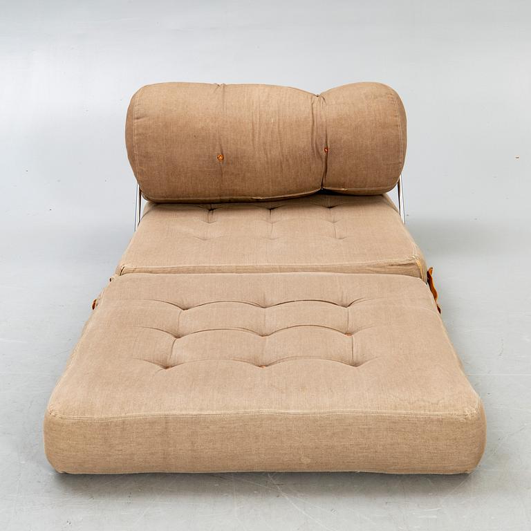 A Gillis Lundgren, Armchair / daybed, "Tight" for IKEA, 1970s.