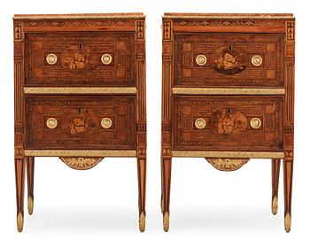 1473. A pair of Italian late 18th century commodes.