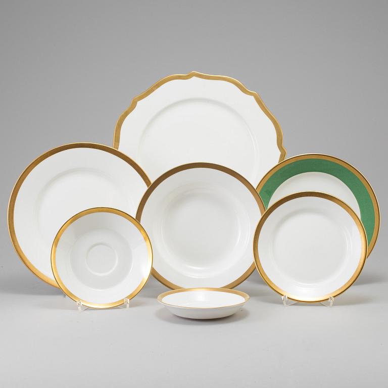 A Karin Björquist 'Nobel' 93 pcs porcelain koffe and dinner service, Rörstrand.