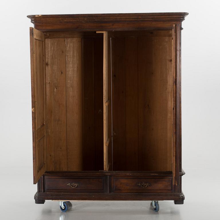 A wardrobe, around 1900's.