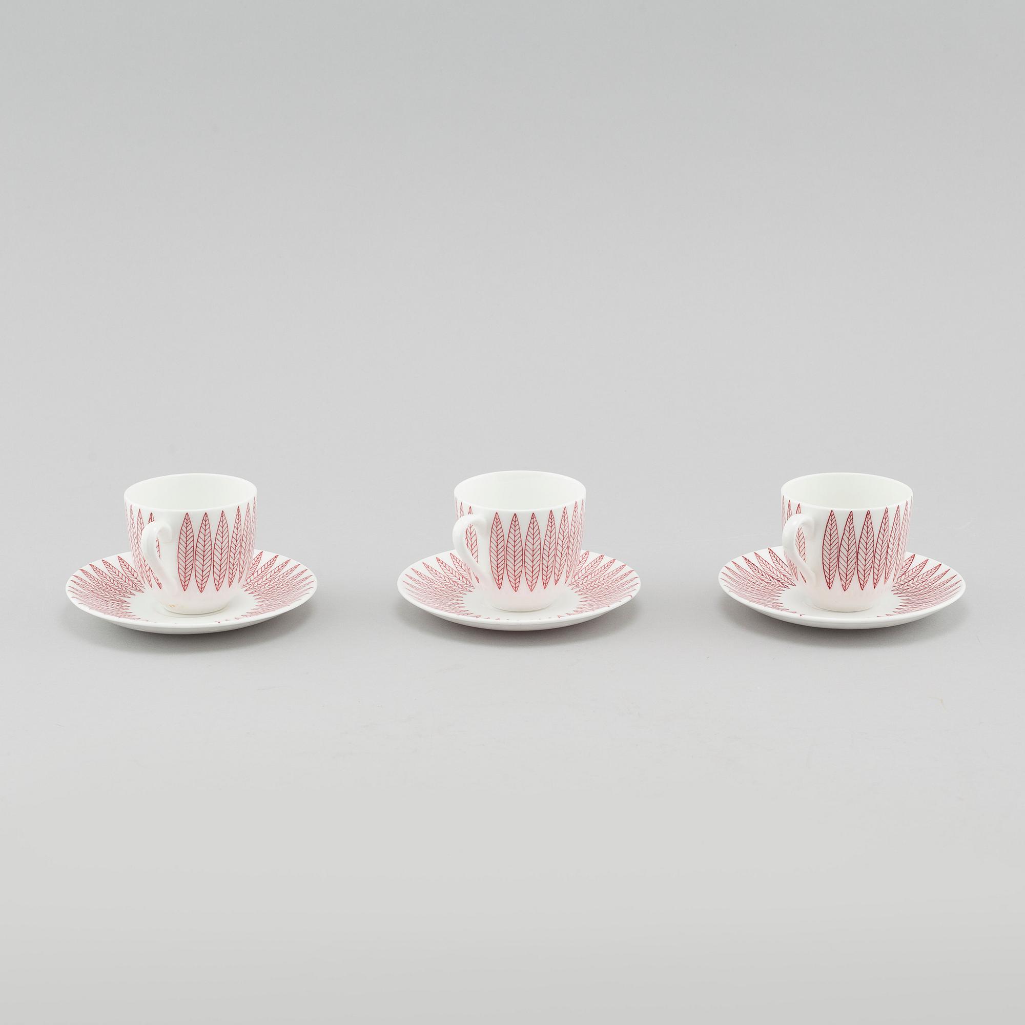 STIG LINDBERG, kaffekoppar med fat, 12 st, benporslin, "Salix", Gustavsberg.