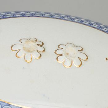 SERVISDELAR, 51 delar, flintgods, "Washington", Rörstrand, 1900-talets början.