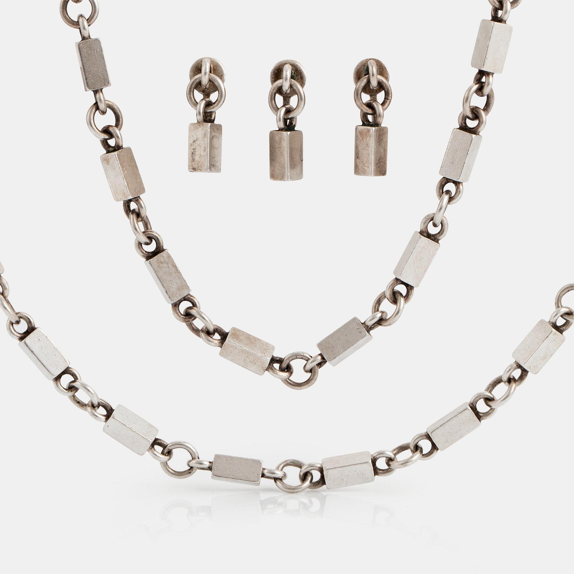 Wiwen Nilsson, a sterling silver set comprising necklace, bracelet and 3 earrings, Lund, Sweden 1953.