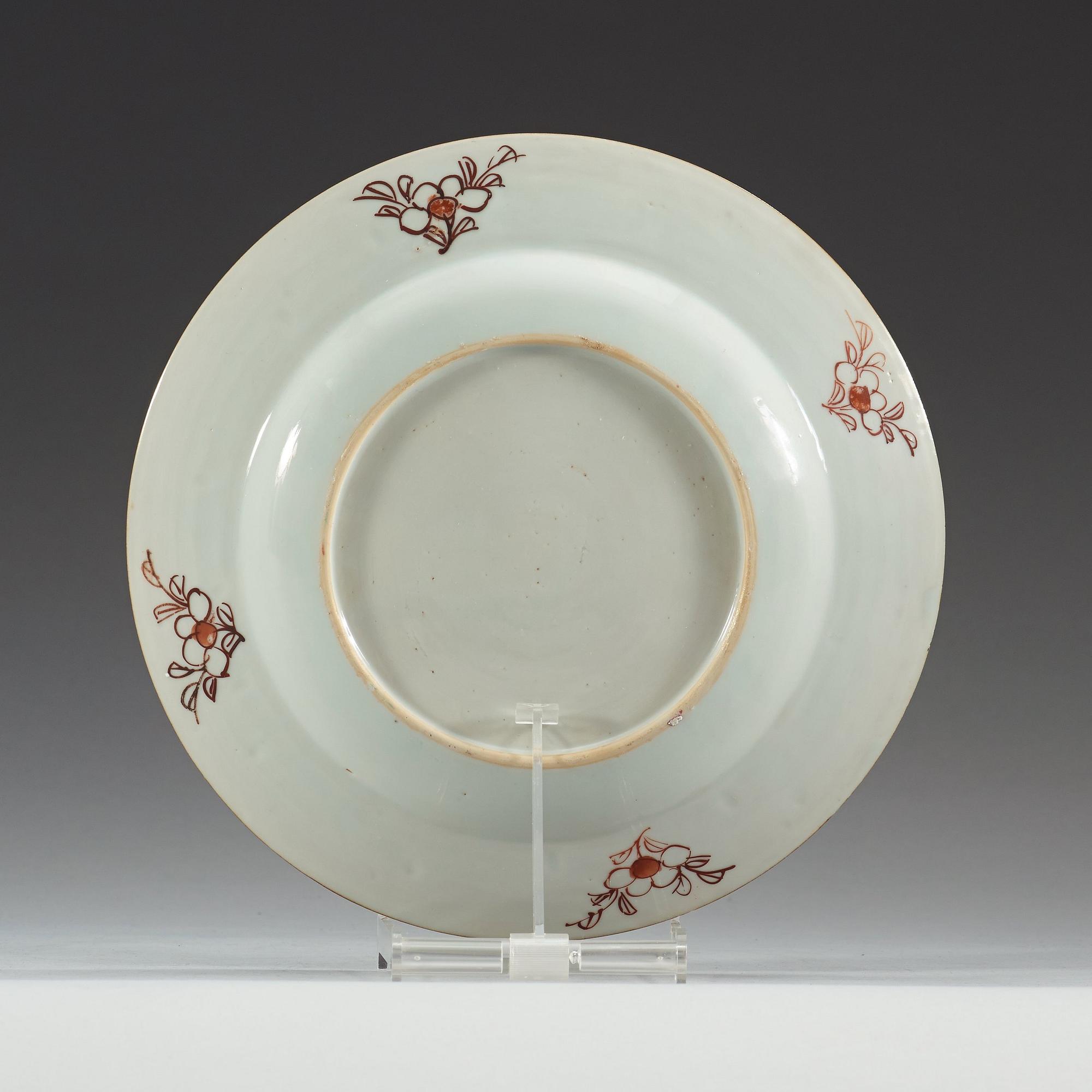 A set of ten famille rose dinner plates, Qing dynasty, Qianlong (1736-95).