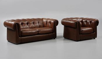 SOFFA OCH FÅTÖLJ, Chesterfieldmodell, 1900-talet andra hälft.