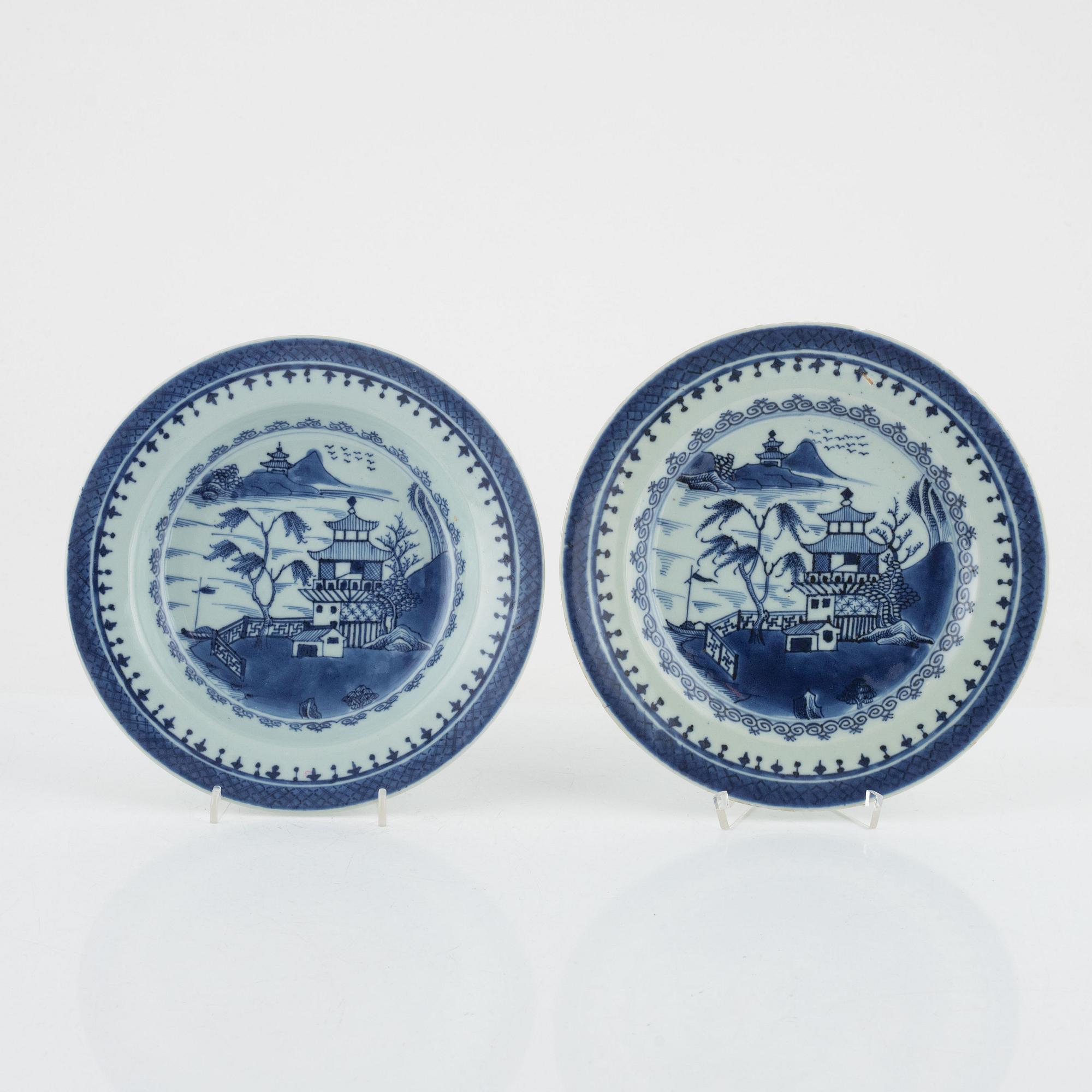 Tallrikar, 12 st, porslin, kina, Jiaqing (1796-1820).