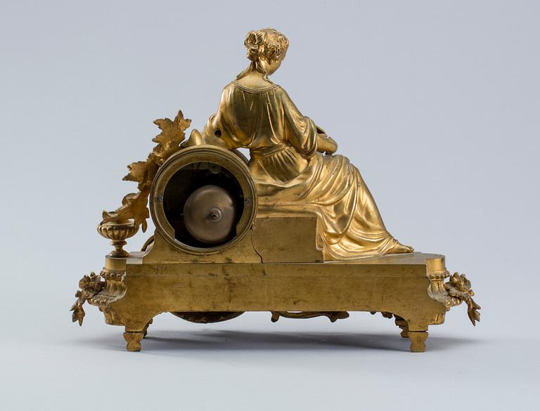 BORDSPENDYL, nyrokoko, 1800-talets andra hälft.