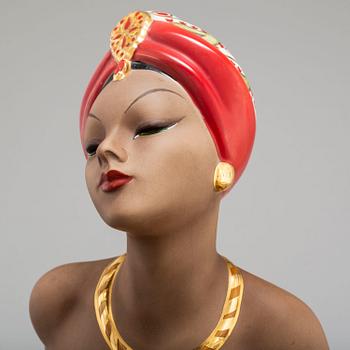 STEFAN DAKON, attributed to, for Goldscheider, figurine.