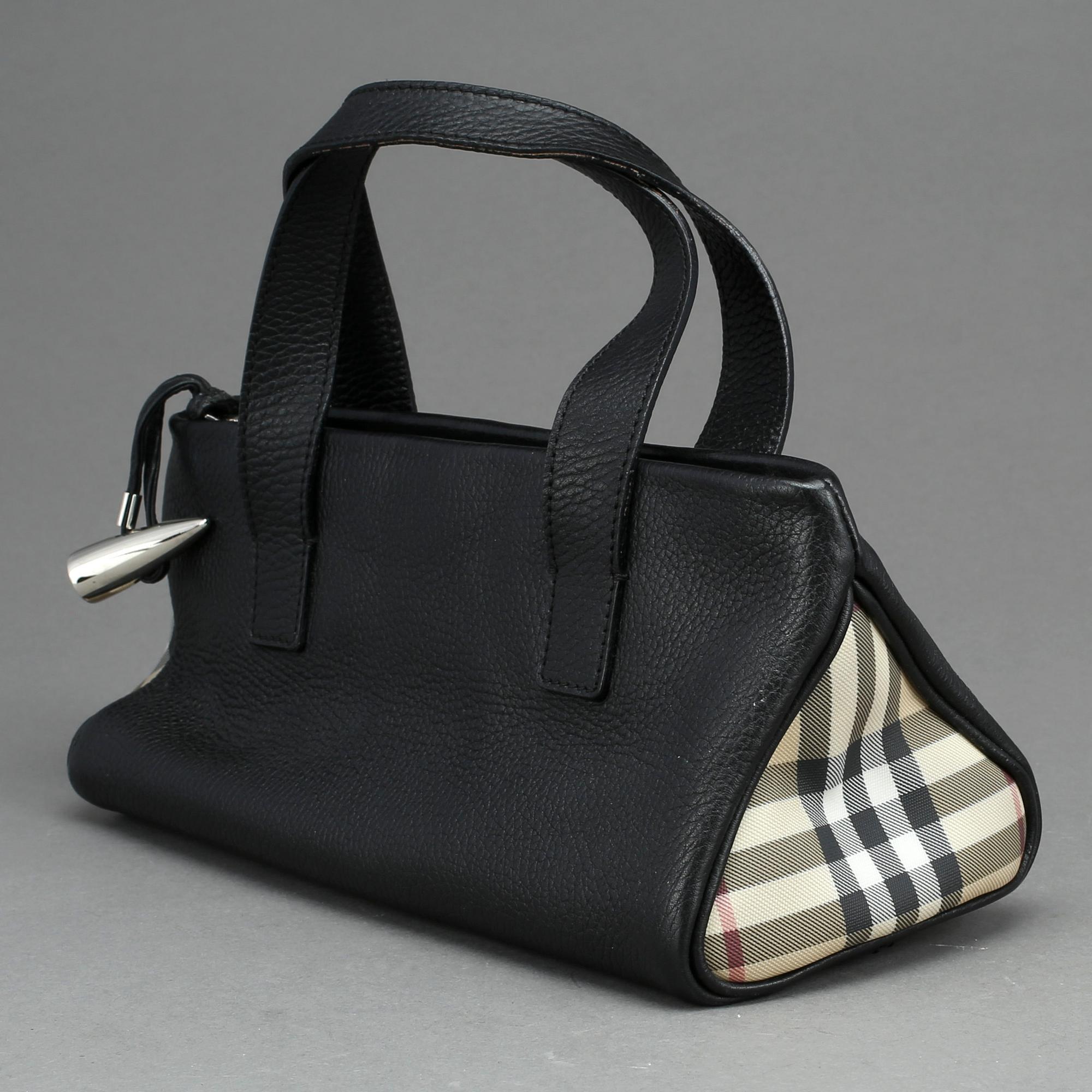 VÄSKA, Burberry.