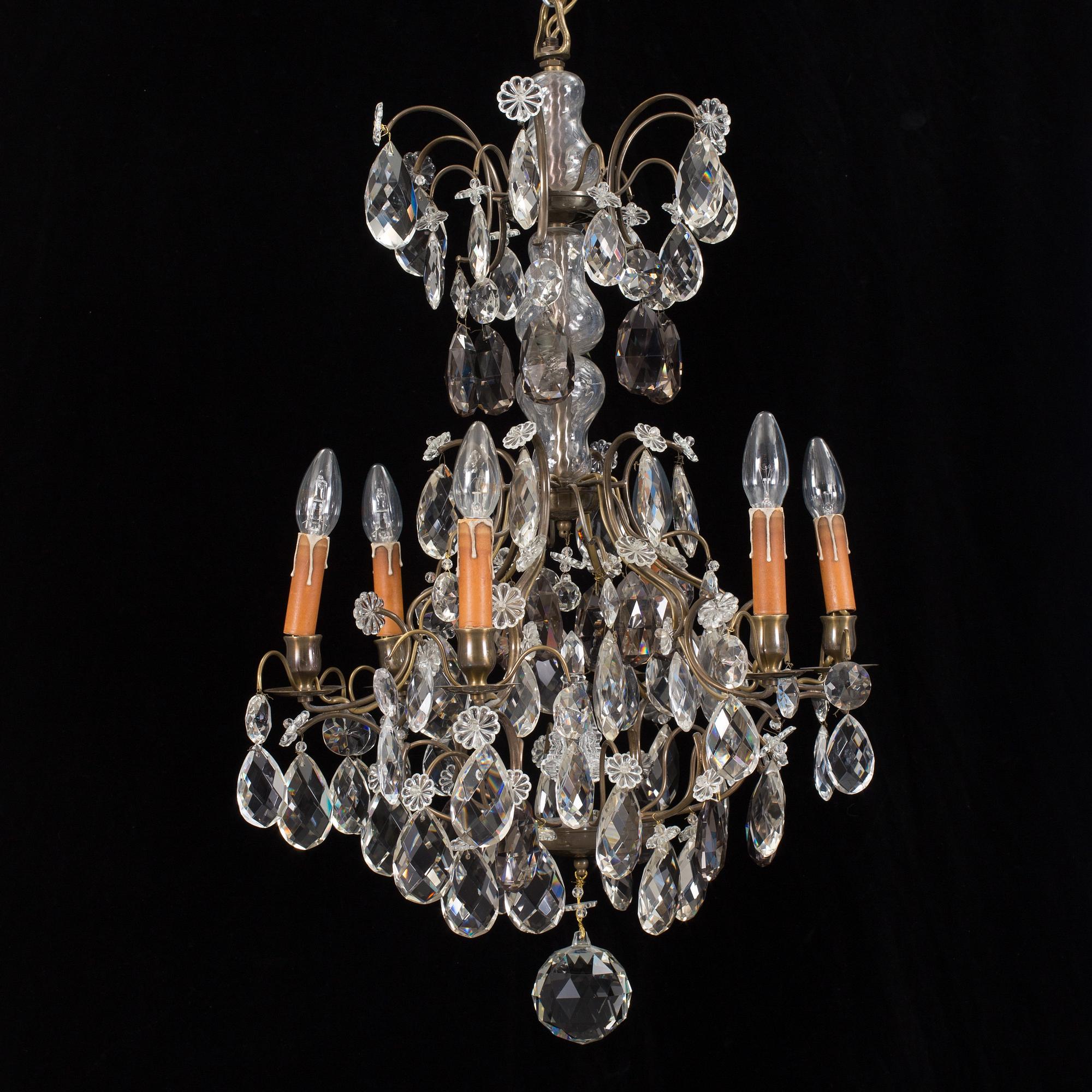 A mid 20th century ceiling light.