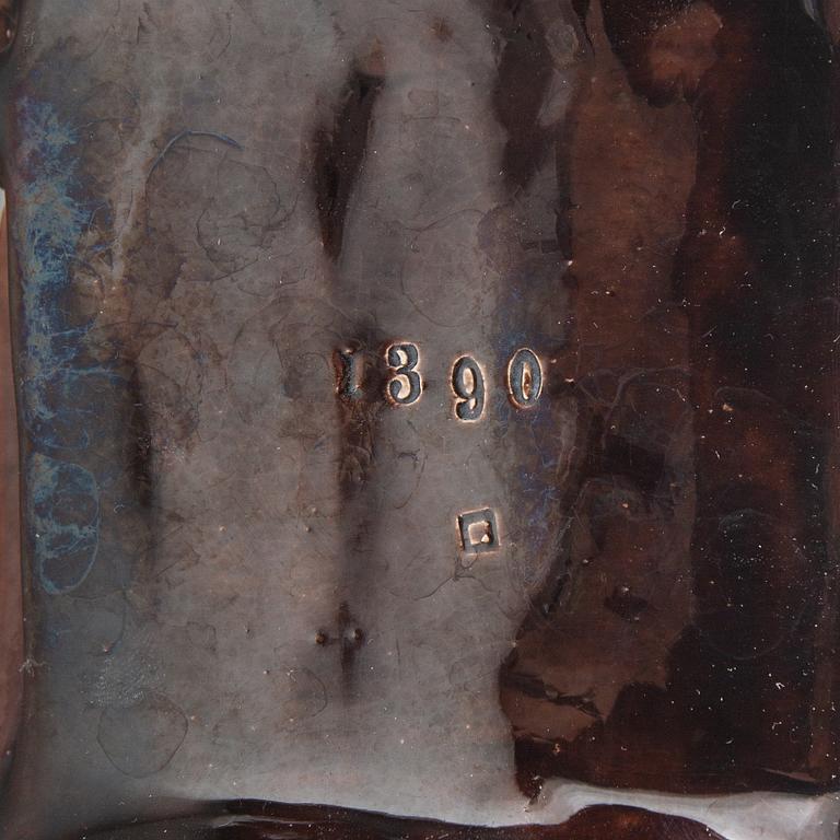 Jardinière Early 1900s majolica.