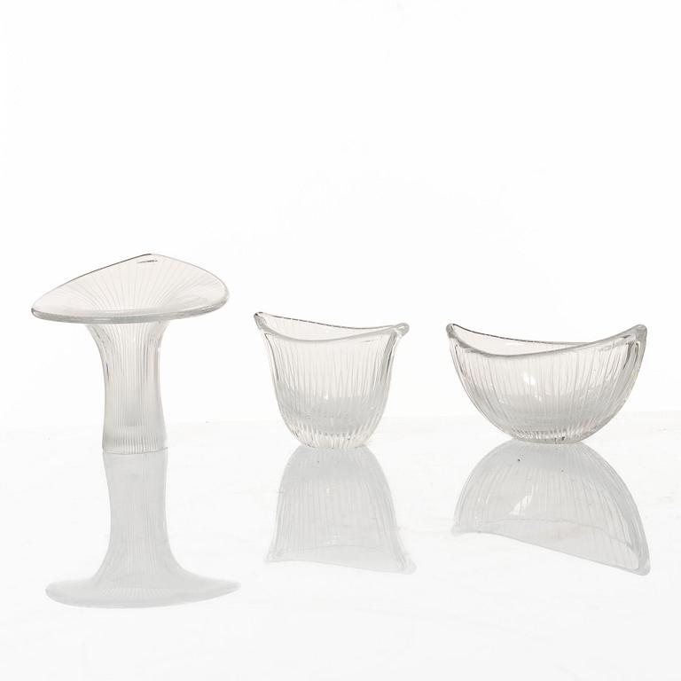 Tapio Wirkkala, "Chanterelle", vase and bowls, 3 pcs, Iittala.