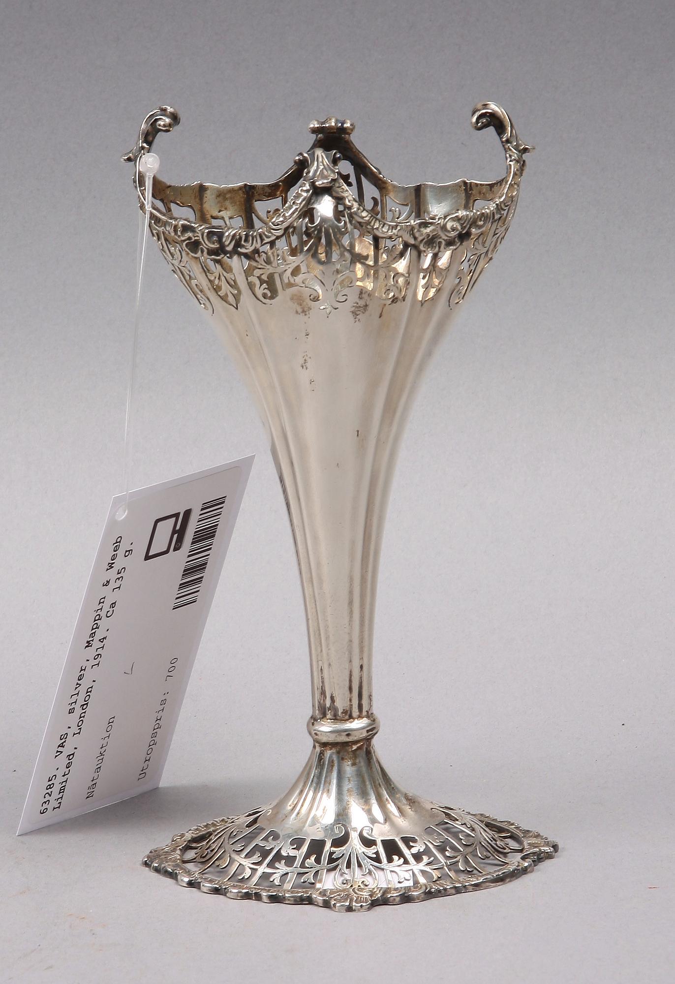 VAS, silver, Mappin & Webb Limited, London, 1914. Ca 135 g.