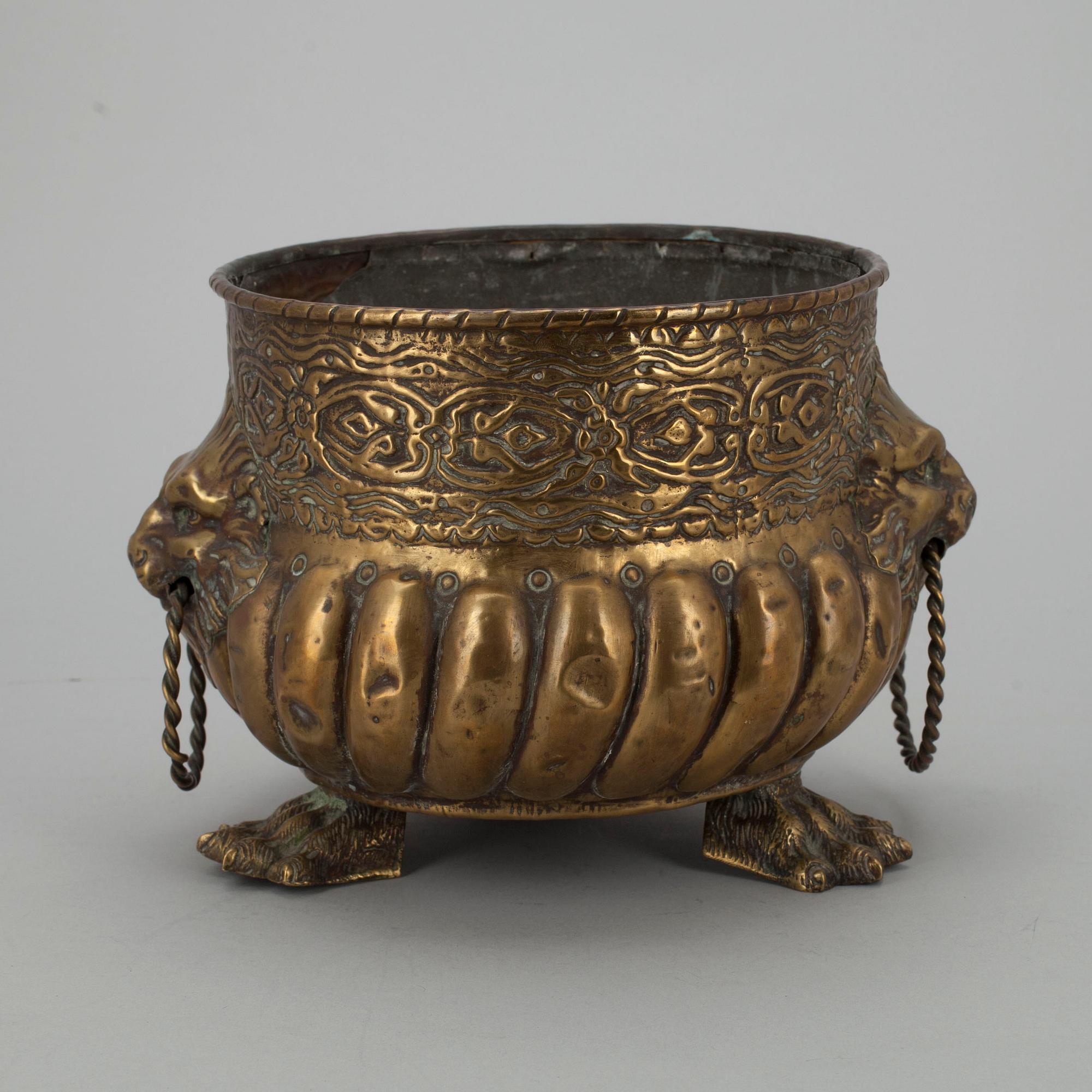 YTTERFODER, mässing, 1800-tal.