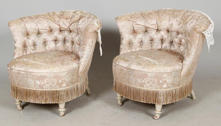 FÅTÖLJER, 1 par, sent 1800-tal.