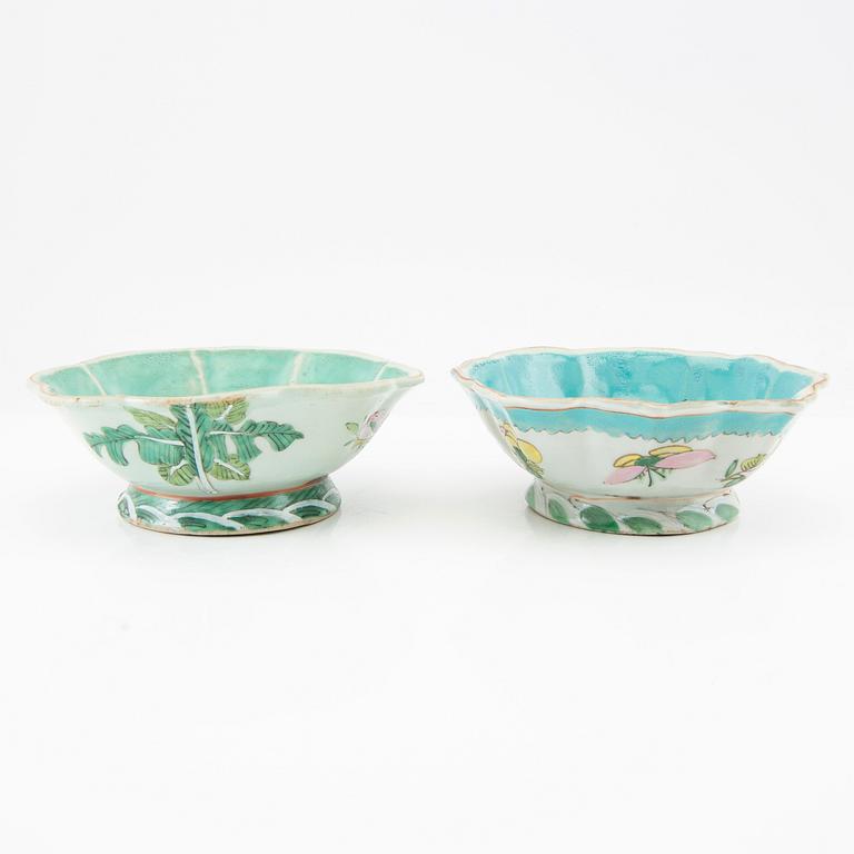 Two enamelled Chinese bowls, early 20th century.