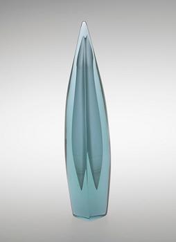 Aimo Okkolin, A GLASS SCULPTURE.