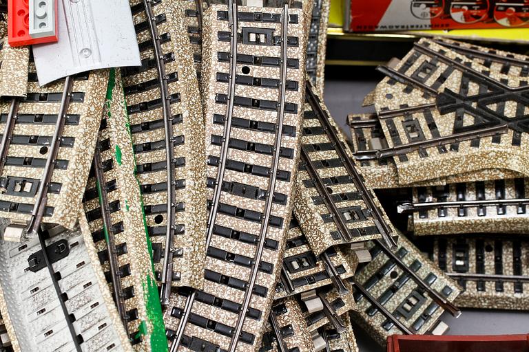 PARTI TÅGBANEDELAR, Märklin.